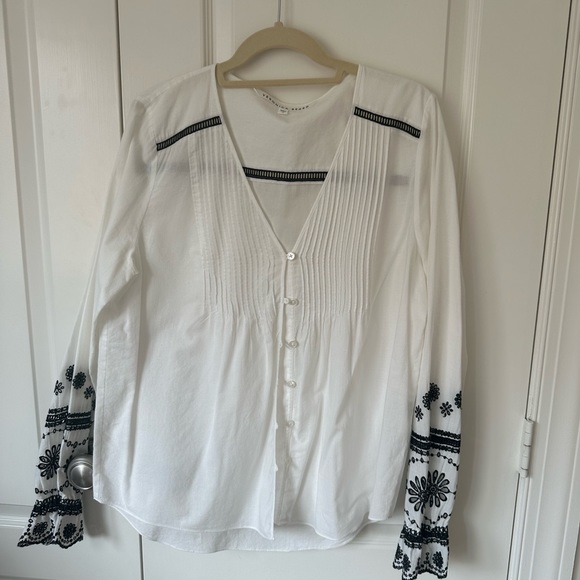 Veronica Beard Siona Embroidered Button-Front Top Size 12 - Picture 3 of 7